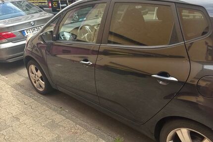 Kia Venga 228.000 km 2.100 &euro; Frankfurt Rödelheim 60489