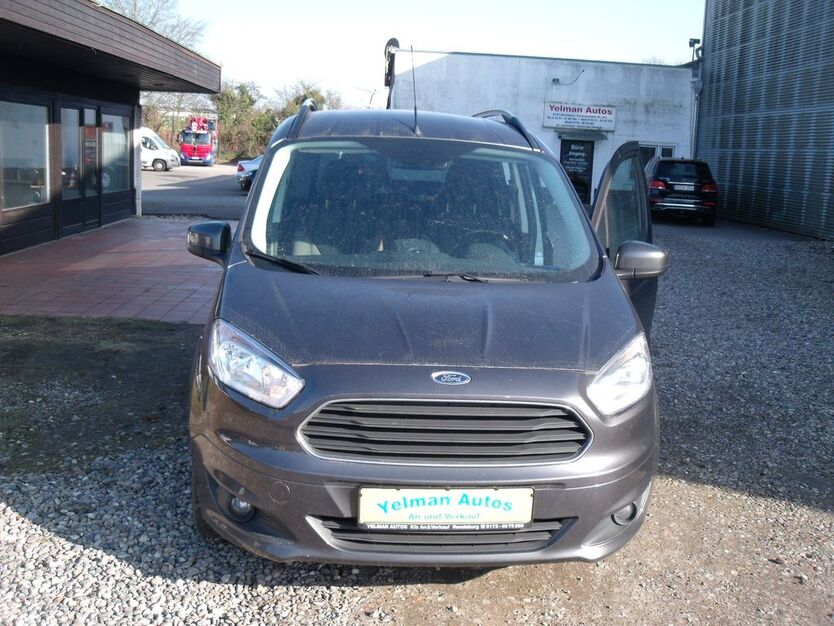 Ford Tourneo Courier 176.502 km 5.300 € Rendsburg 24768