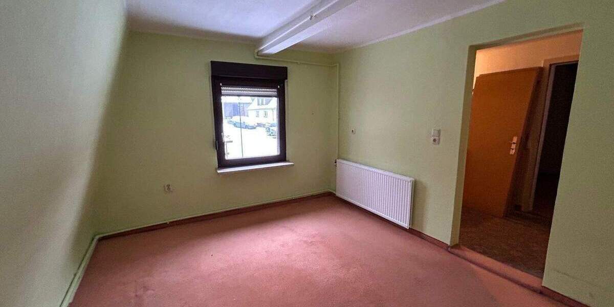 Mehrfamilienhaus, Wohnhaus Unterwellenborn Könitz - 4 Zimmer, 125 m&sup2;, 110.000&euro; | Angebot:25660574