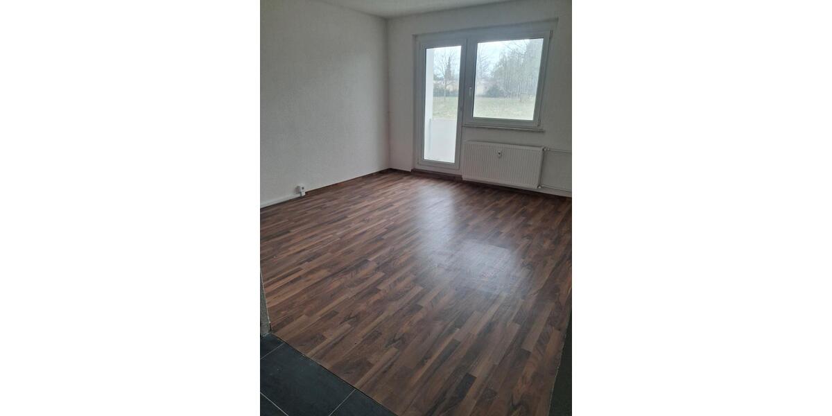 Etagenwohnung Schneeberg - 4 Zimmer, 70 m&sup2;, 455&euro; | Angebot:26168403