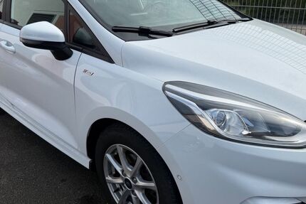 Ford Fiesta 92.000 km 10.400 &euro; Essingen 73457