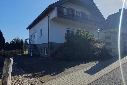 Haus Eisleben (Lutherstadt) - 7 Zimmer, 180 m&sup2;, 299.000&euro; | Angebot:25724107