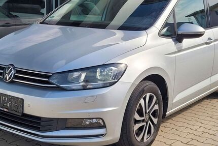 VW Touran 169.890 km 18.445 € Feldkirchen-Westerham (25 min von München) 83620