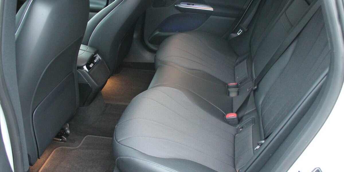 Mercedes-Benz EQE 300 Mercedes Garantie bis 2031 12.000 km 47.400 &euro; Badem 54657