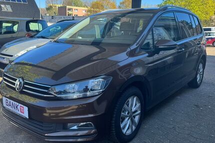VW Touran 125.774 km 15.990 &euro; Lübeck 23556