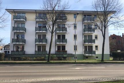 sonnige 1-Zimmer-Wohnung mit Einbauküche in Stralsund