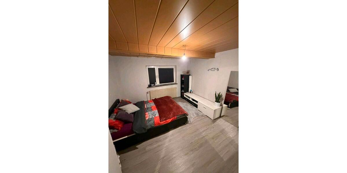 Doppelhaushälfte Gersfeld (Rhön) - 8 Zimmer, 224 m&sup2;, 249.000&euro; | Angebot:26798372