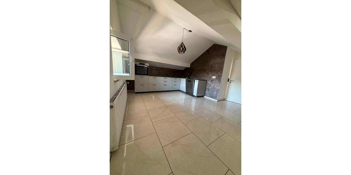 Dachgeschoßwohnung Rosenheim Aising - 3 Zimmer, 65 m&sup2;, 280.000&euro; | Angebot:27109957