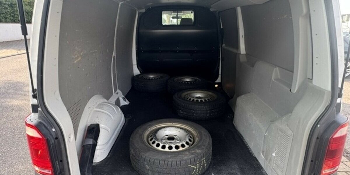 VW T6 Transporter 2.0 TDI Automatik EcoProfi lang 198.768 km 11.990 &euro; Neckarsulm 74172