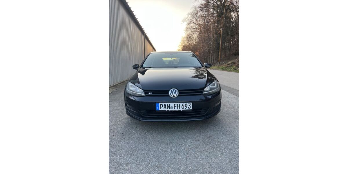 VW Golf 148.500 km 12.000 &euro; Reut 84367