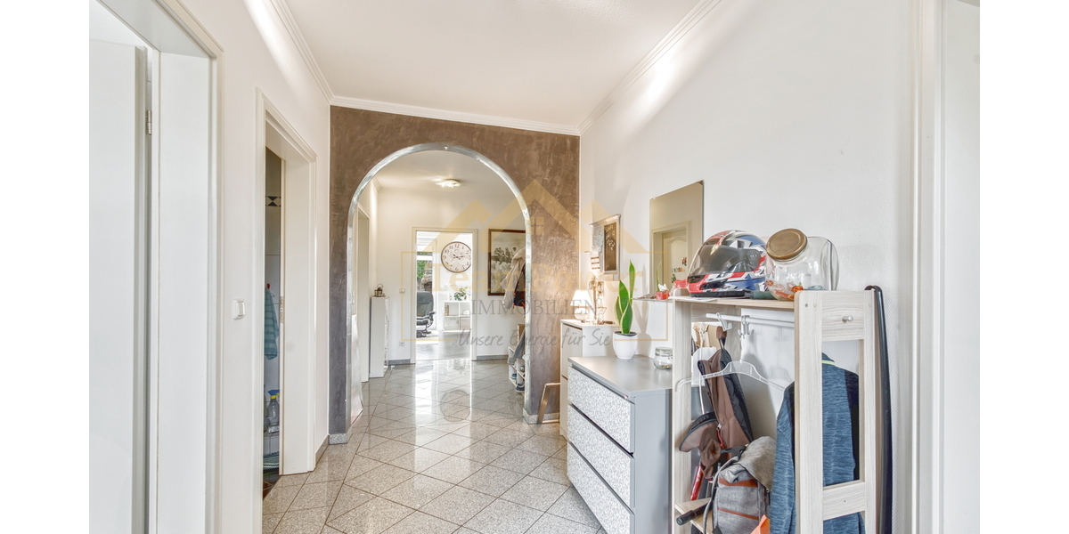 EFH + ELW + Gewerbe (-Halle) - Drei auf einen Streich! - Zweifamilienhaus Großenaspe | Angebot:25904220