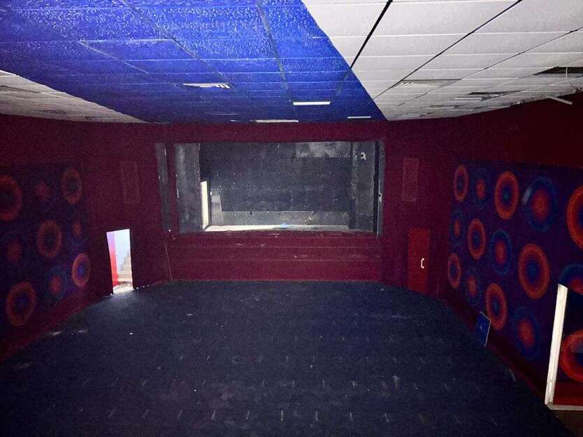 Halle in Marburg 2.000 € 200 m²