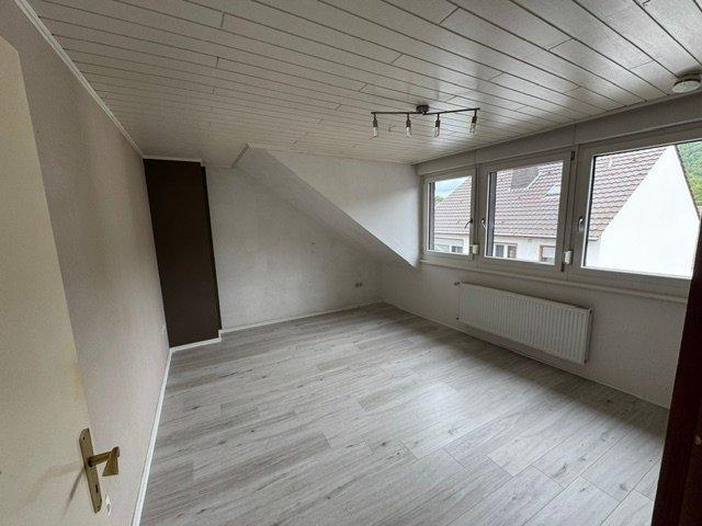 Mehrfamilienhaus, Wohnhaus Bad Breisig - 8 Zimmer, 195 m&sup2;, 390.000&euro; | Angebot:26919197