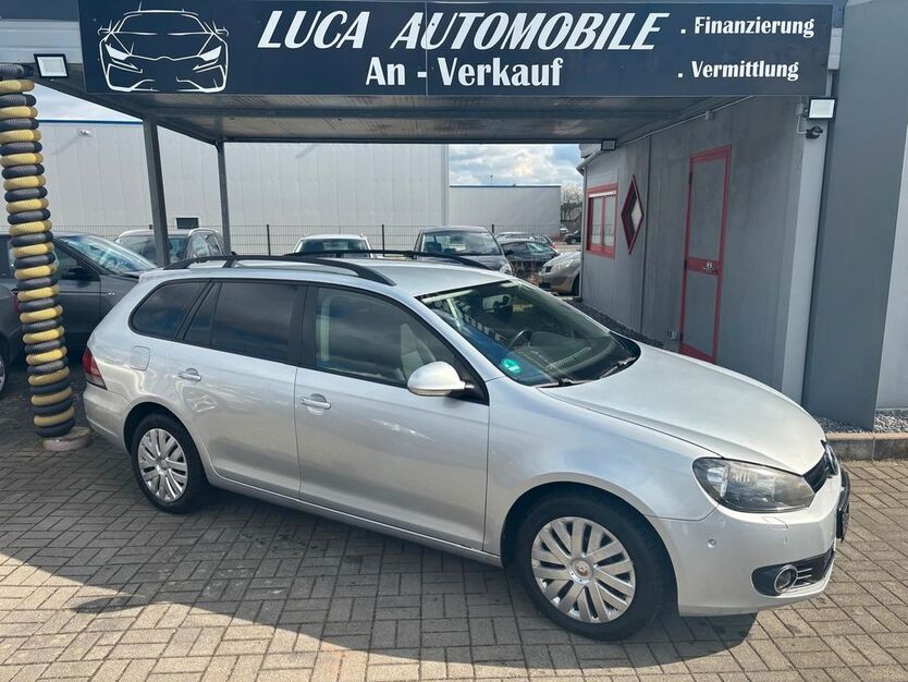 VW Golf 271.365 km 2.499 € Enger 32130