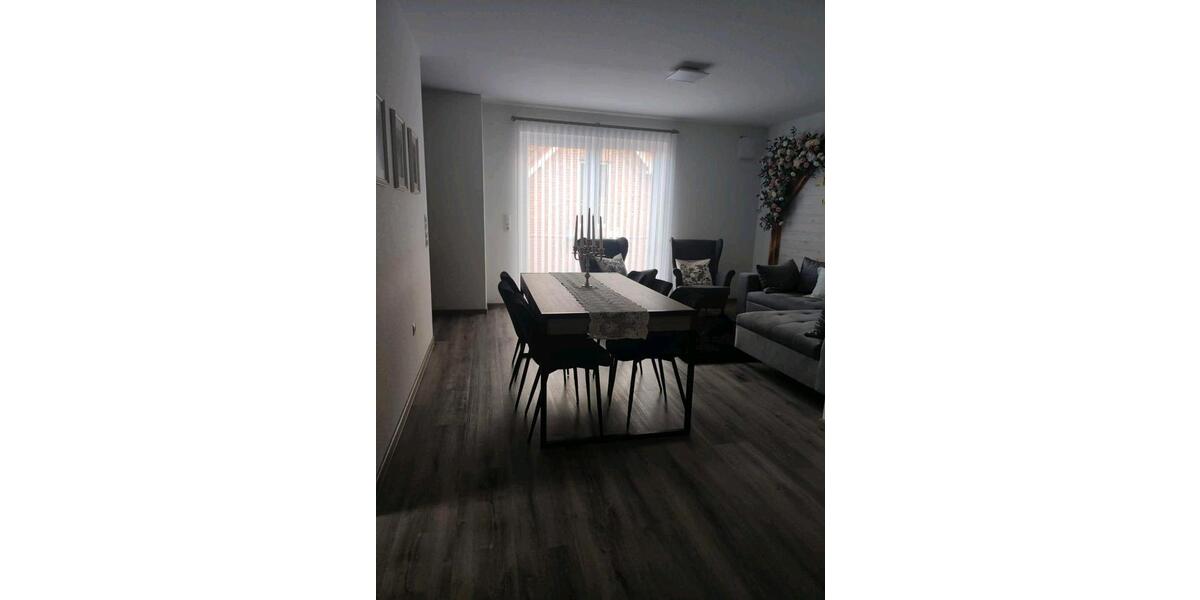 Einfamilienhaus Lindern (Oldenburg) - 3 Zimmer, 98 m&sup2;, 1.050&euro; | Angebot:25986840