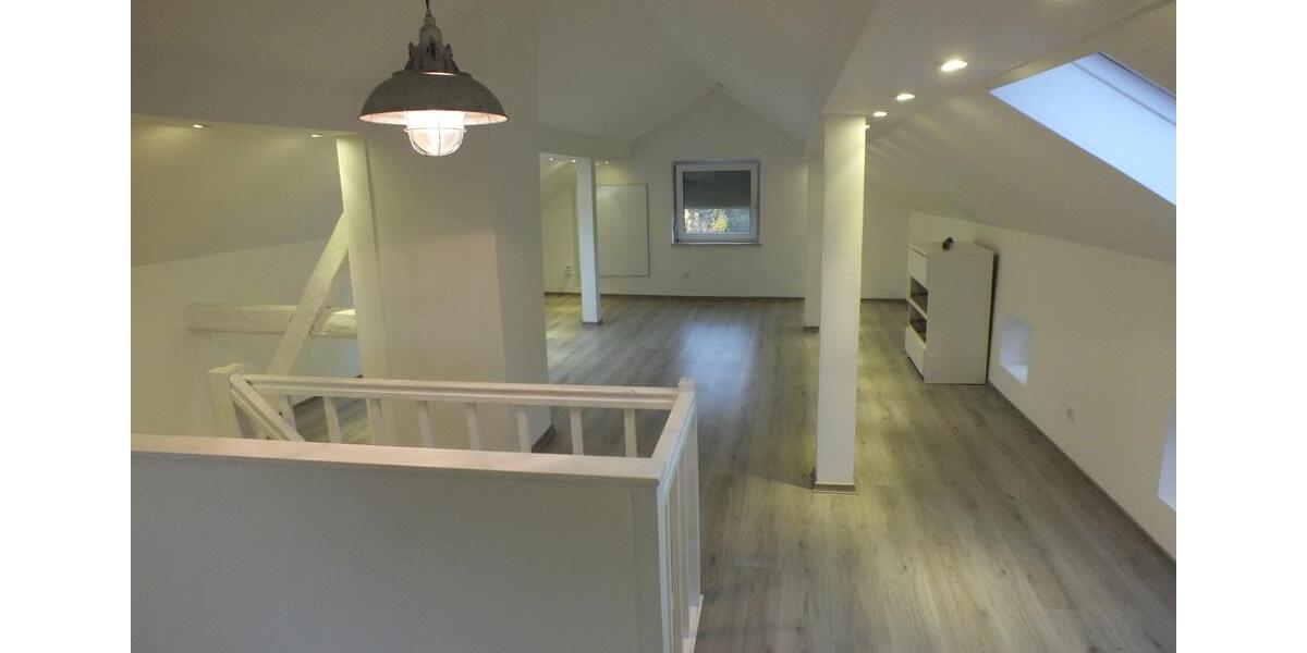 Einfamilienhaus Marktredwitz - 1 Zimmer, 100 m&sup2;, 700&euro; | Angebot:24585010