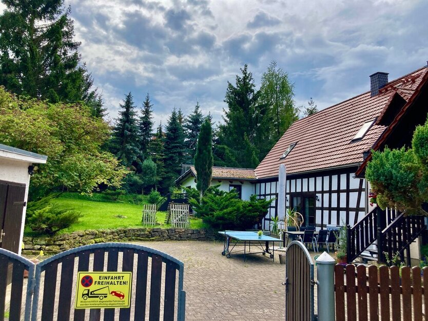 Erdgeschoßwohnung 10 km vor Jena (Taupadel)