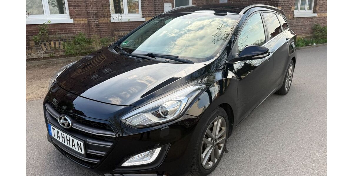 Hyundai i30 200.000 km 6.790 &euro; Düren 52349