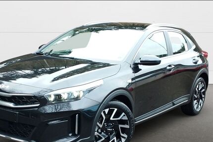 Kia XCeed 4.900 km 27.280 € Marburg 35037