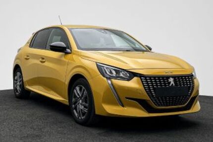 Peugeot 208 27.000 km 17.500 &euro; OFFENBACH AM MAIN 63075