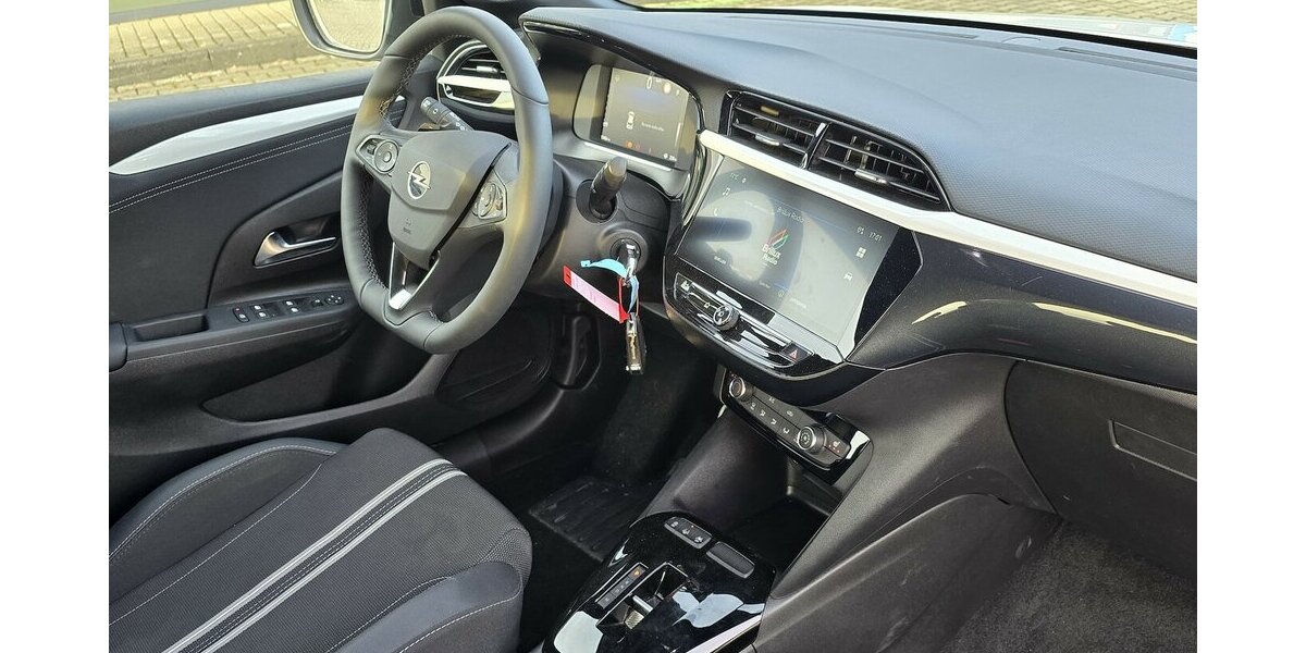 Opel Corsa GS Automatik|Winterpaket|ACC|Kamera 16.320 km 18.550 &euro; Wermelskirchen 42929