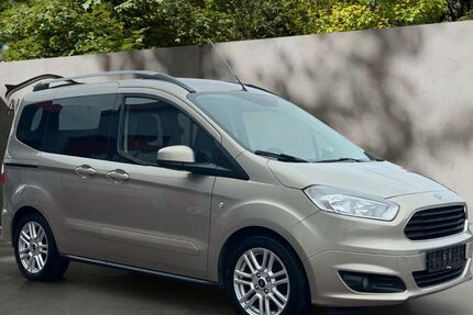 Ford Tourneo Courier 76.200 km 9.999 &euro; Neustadt 67434