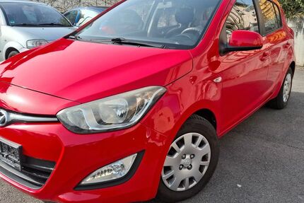Hyundai i20 162.000 km 3.200 &euro; Stuttgart 70195