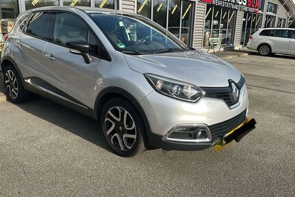 Renault Captur 78.000 km 8.500 &euro; Lübeck 23558