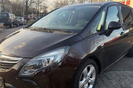 Opel Zafira 143.000 km 4.900 € München OT Trudering-Riem 81825