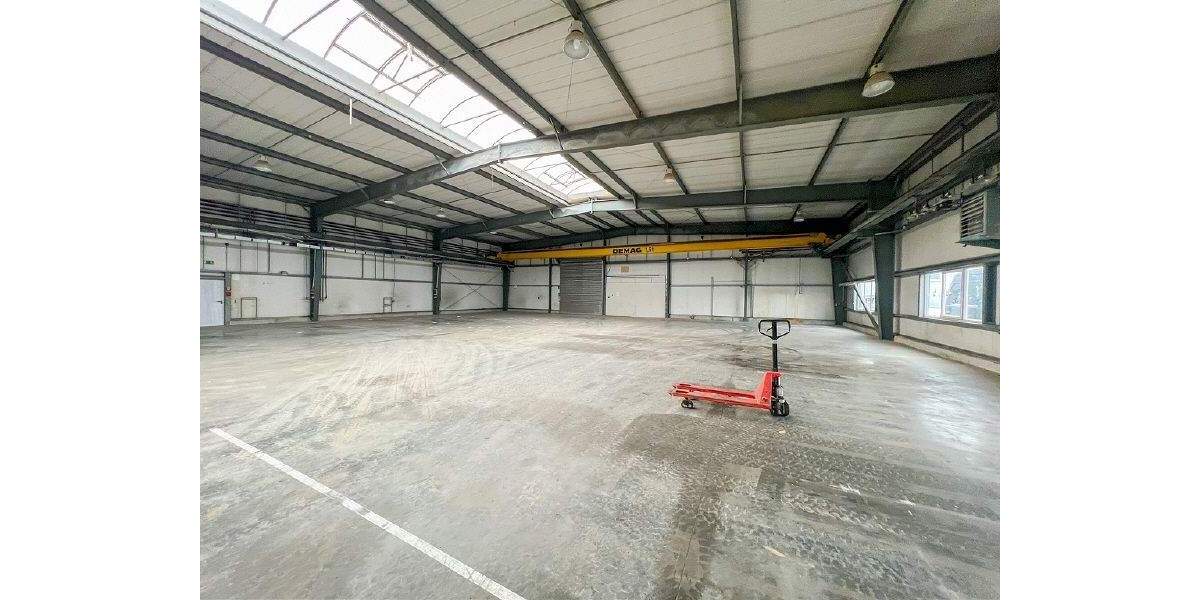 Nahe Dresden & A4 | Für Eigennutzer & Entwickler | Gewerbeareal mit Hallen & Bürogebäude zum Kauf zimmer