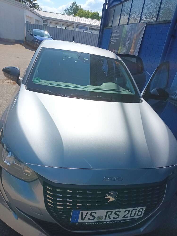 208