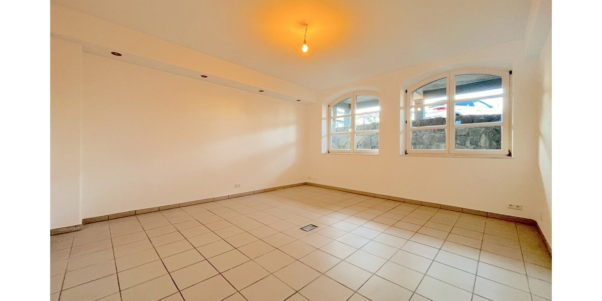 Frisch saniert: Stilvolle Wohnung mit Terrasse und Stellplatz - Etagenwohnung Muggensturm | Angebot:25907015