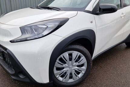 Toyota Aygo (X) 1.111 km 16.990 &euro; Nürtingen 72622
