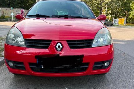 Renault Clio 124.720 km 1.800 &euro; Berlin 10713