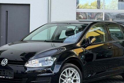 VW Golf 132.926 km 7.900 &euro; Niestetal 34266