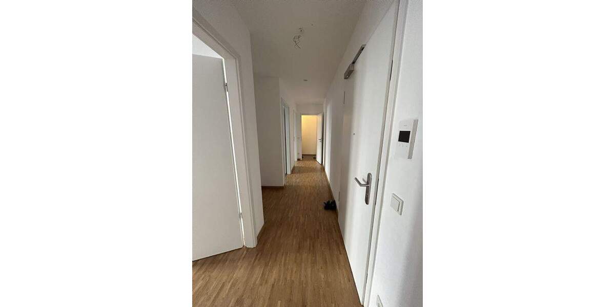 Exklusive Wohnung mit großem Balkon und 2 Tageslichtbädern 3 zimmer