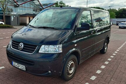 VW T5 Multivan 426.469 km 8.999 &euro; Warringholz 25560