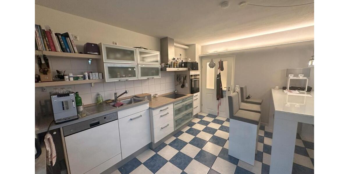 Einfamilienhaus Osterhofen - 6 Zimmer, 175 m&sup2;, 1.500&euro; | Angebot:26326552