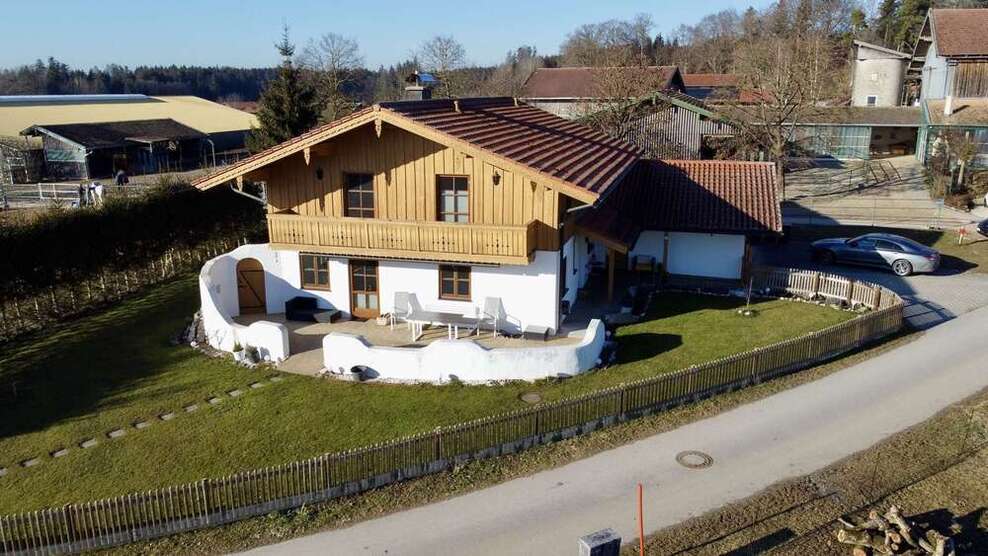 Haus zum Kaufen in Chieming 1.470.000 € 160 m²