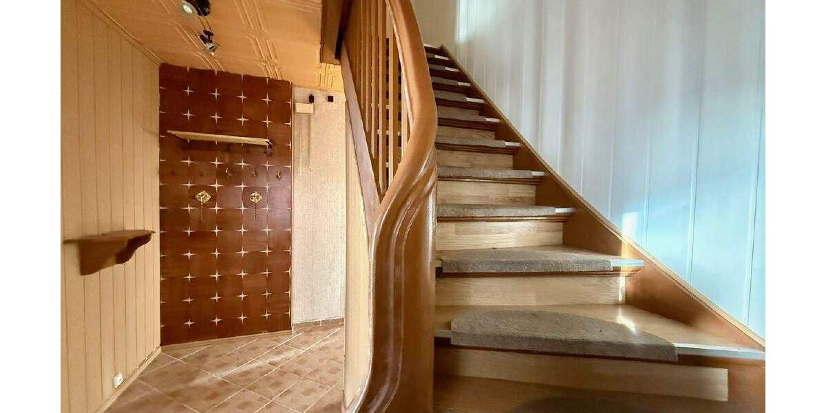 Einfamilienhaus Menden Mitte - 6 Zimmer, 169 m&sup2;, 249.000&euro; | Angebot:24779912