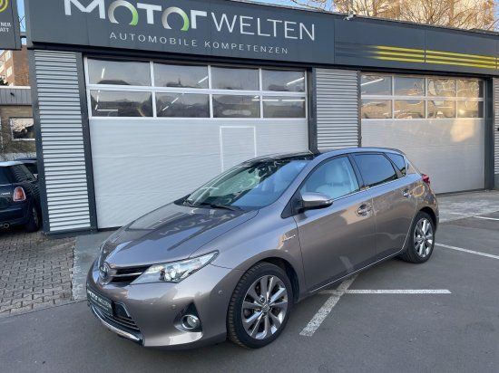 Toyota Auris 135.000 km 10.100 &euro; Friedrichsdorf 61381