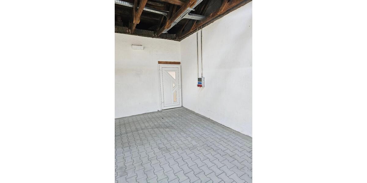 Gewerbeobjekt Höttingen - 2.250&euro; | Angebot:25790532