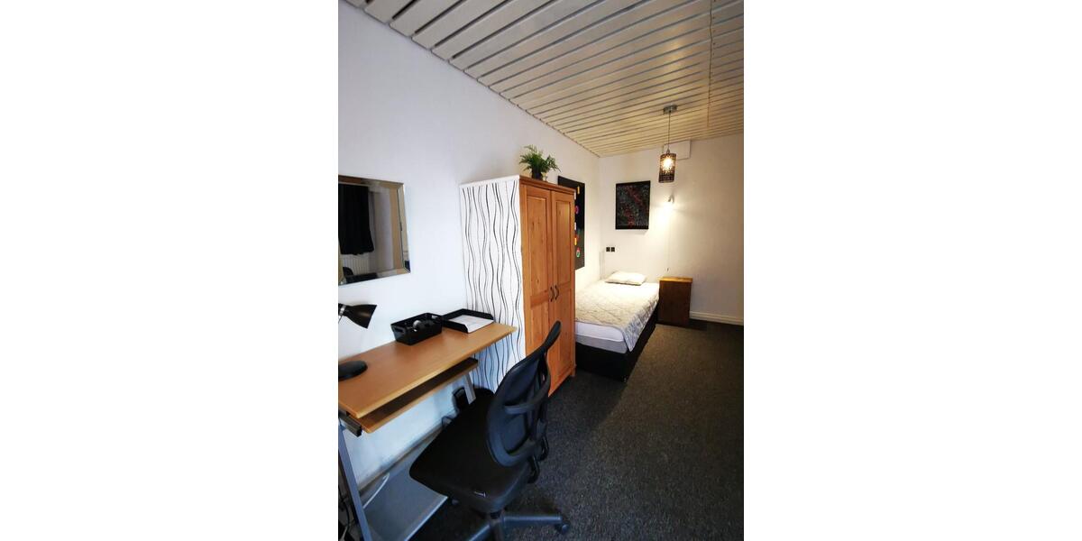 Mehrfamilienhaus, Wohnhaus Remscheid Reinshagen - 13 Zimmer, 270 m&sup2;, 299.000&euro; | Angebot:23567705