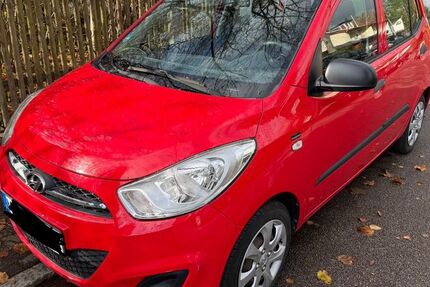 Hyundai i10 127.000 km 2.450 € München 81827
