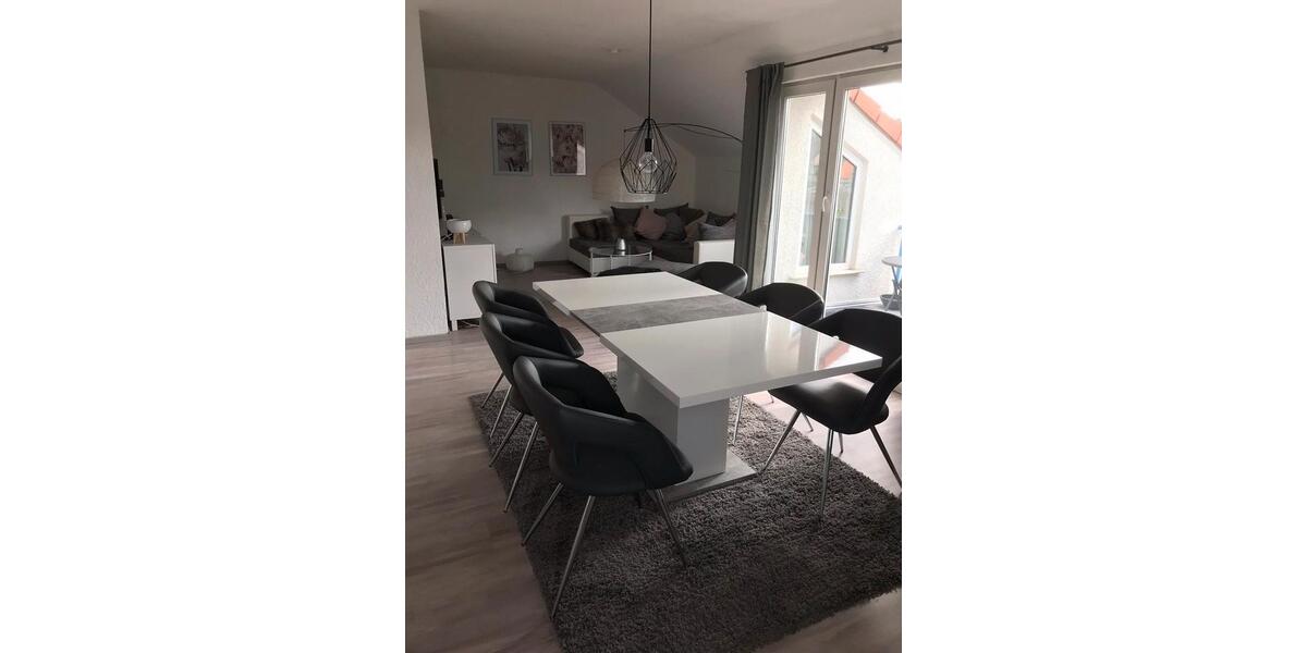 Dachgeschoßwohnung Bexbach - 2 Zimmer, 60 m&sup2;, 132.000&euro; | Angebot:27117747
