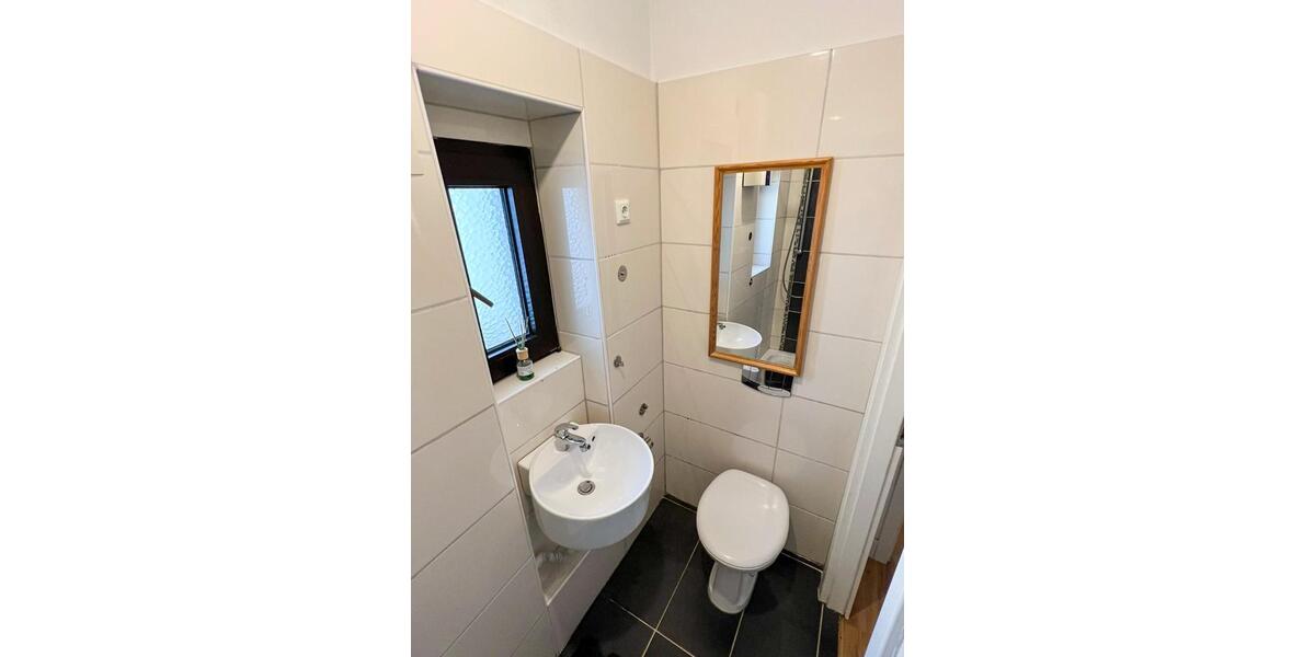 Etagenwohnung Saarbrücken Malstatt - 2 Zimmer, 65 m&sup2;, 670&euro; | Angebot:25375689