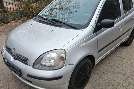 Toyota Yaris 153.000 km 1.800 &euro; Berlin 13353