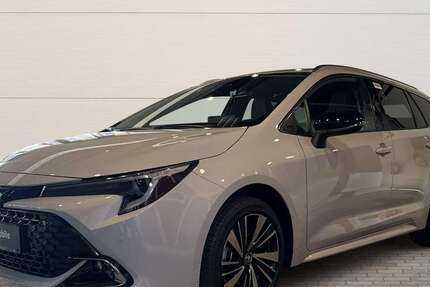 Toyota Corolla 8.000 km 31.460 &euro; Korbach 34497