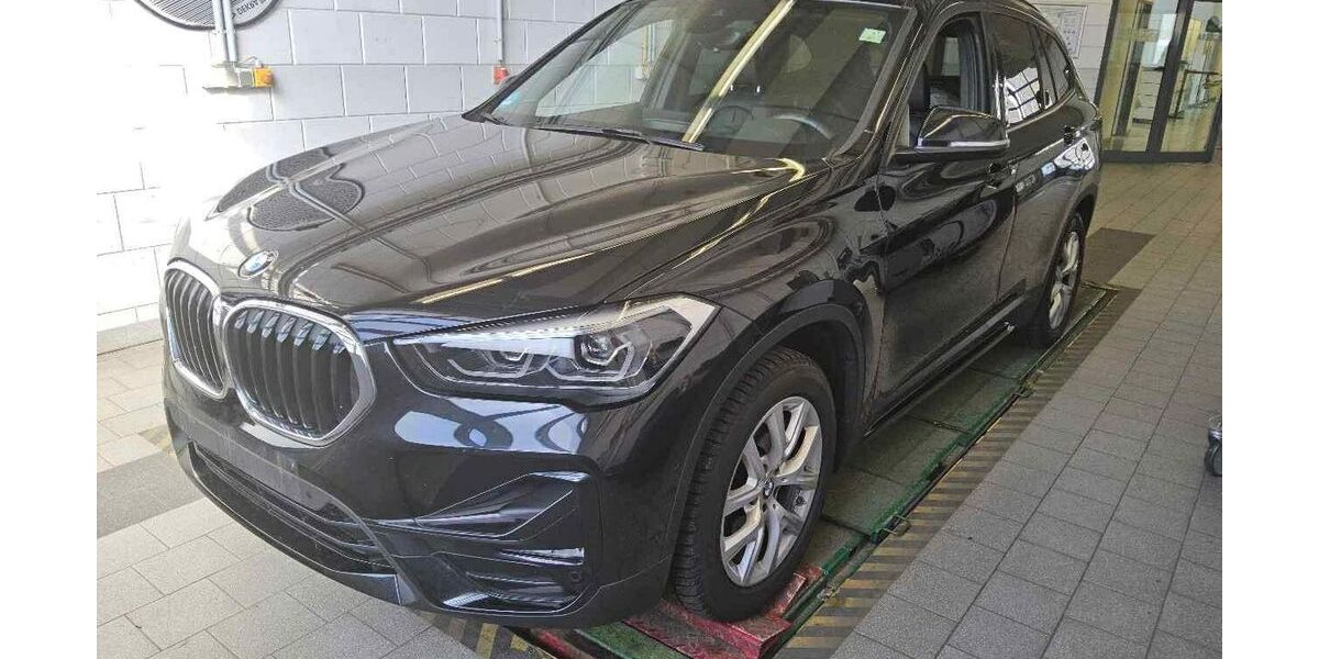 BMW X1 143.000 km 14.990 &euro; Hohenbrunn bei München 85662