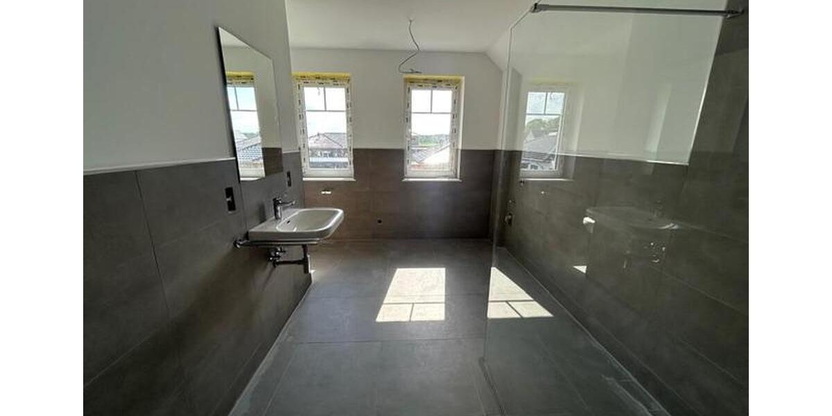 Erdgeschoßwohnung Barßel - 4 Zimmer, 102 m&sup2;, 1.175&euro; | Angebot:26004690